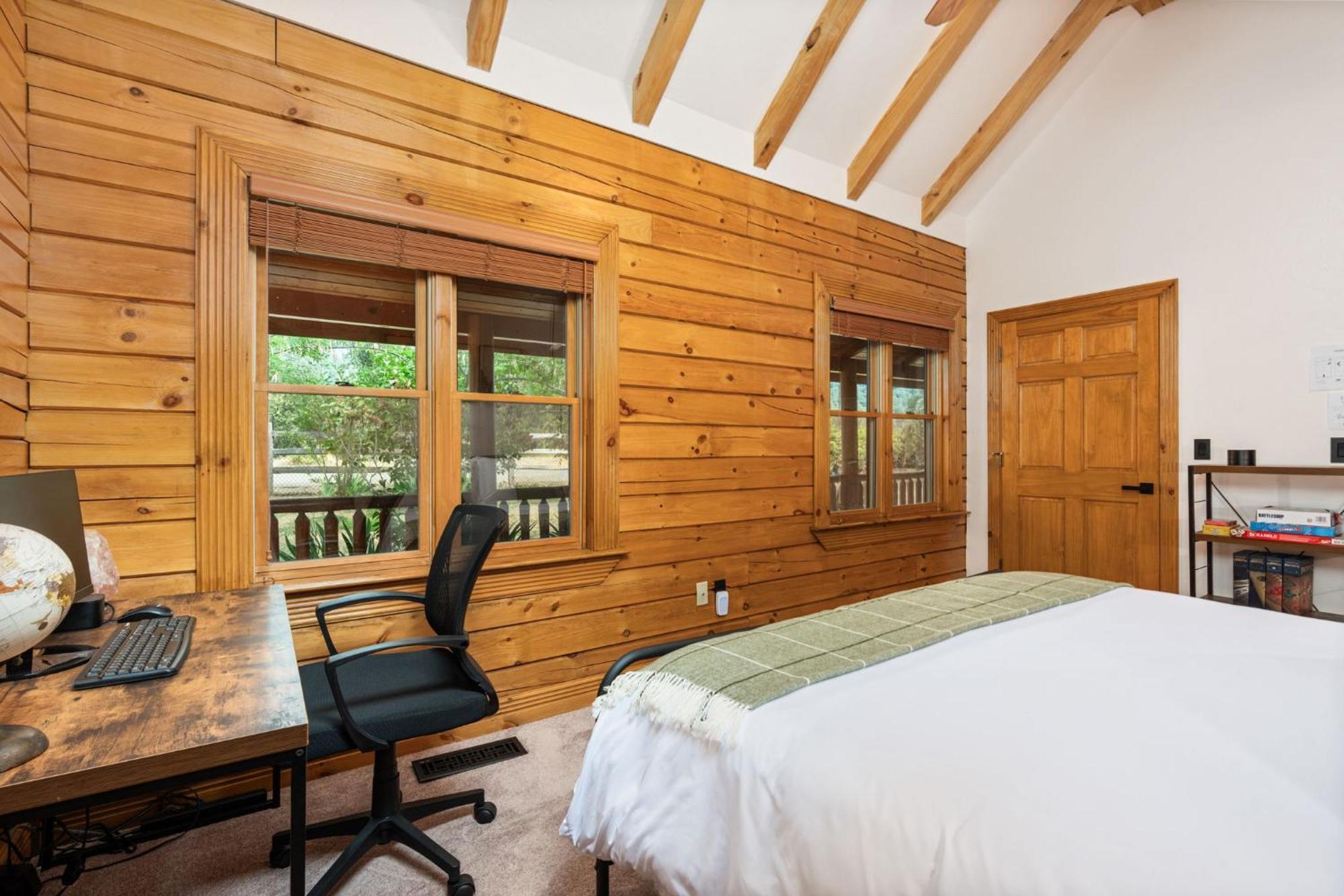 Holiday home Log Oasis With Spectacular Views & Stargazing *